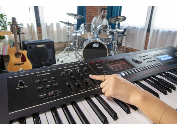 <b>Roland JUNO-D6 Sintetizador 3800 Sons 95 kits Bateria Zen-Core 61-teclas visor a cores</b>