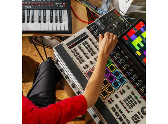 akai-professional-mpc-xl_69709a690b0a4.jpg