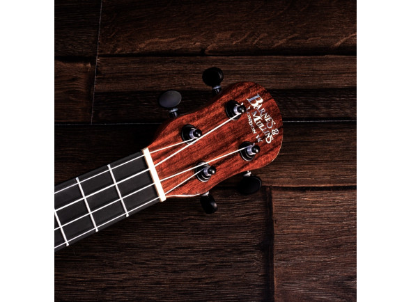 Barnes & Mullins Concert Ukulele Walnut 