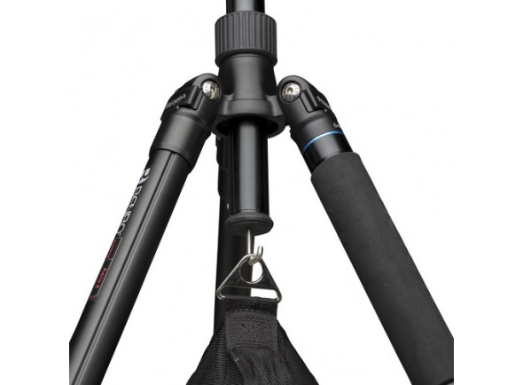 benro-a2883f-reverse-folding-aluminum-travel-tripod-with-s4pro-fluid-video-head_5f3bb5af50d20.jpg