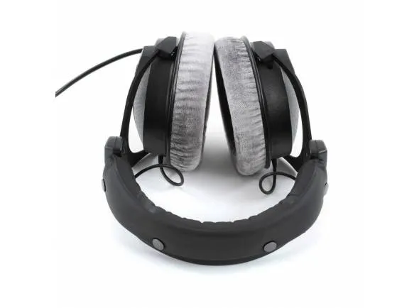 beyerdynamic-dt-770-pro-80_5a842b1a5eac9.webp