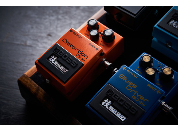 boss-ds-1w-pedal-distorcao-edicao-especial-waza-craft_633ef33f5bd9e.jpg