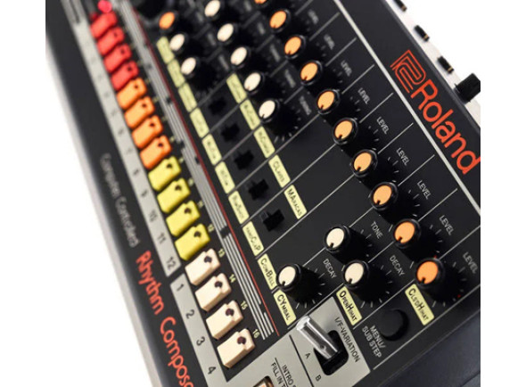 broland-tr-08-sons-iconicos-caixa-de-rimos-roland-tr-808-boutique-b_6a1d6c7caee3b.jpg