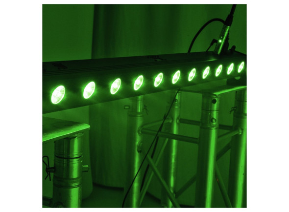 eurolite-led-bar-12-qcl-rgbw_69fdbd60b7133.jpg