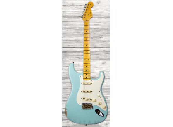 fender-1957-faded-aged-daphne-blue-relic_608c0eb493849.webp