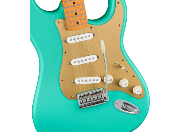 fender-40th-anniversary-vintage-edition-maple-fingerboard-gold-anodized-pickguard-satin-sea-foam-green_62cc486d18265.jpg