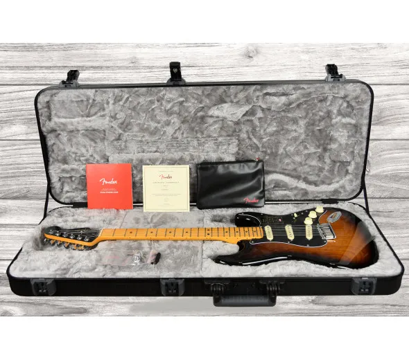 fender-am-ultra-luxe-strat-mn-2cs_60e880cd5ff60.webp