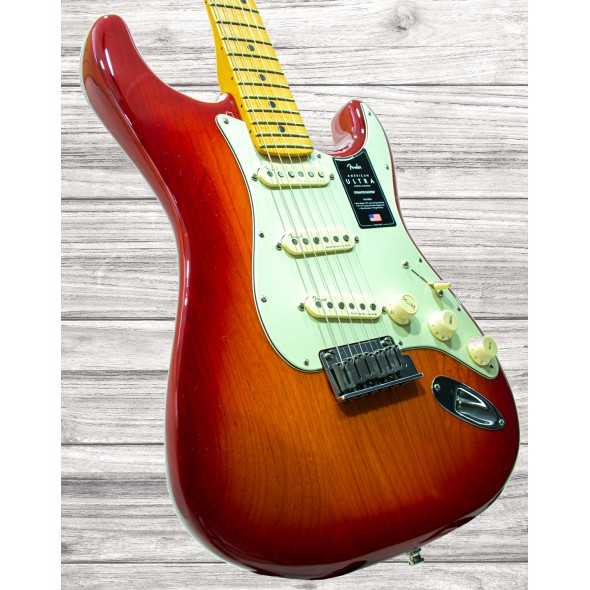 fender-am-ultra-strat-mn-prb_5edf9711d6115.jpg