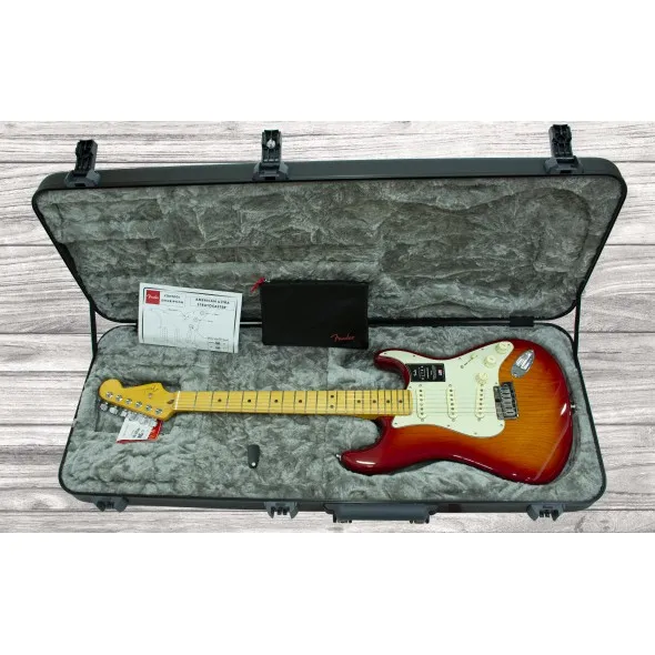 fender-am-ultra-strat-mn-prb_5edf971532216.webp