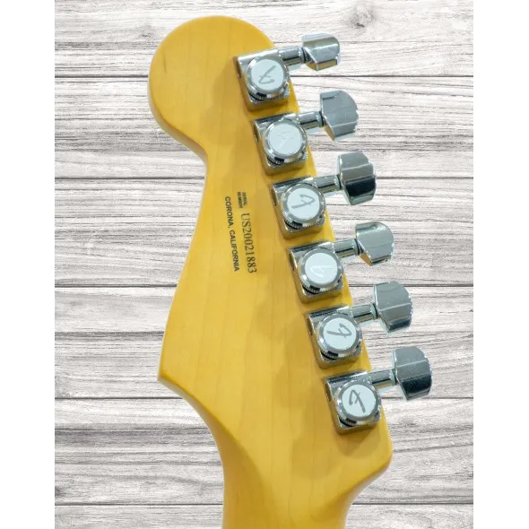 fender-am-ultra-strat-mn-prb_5edf9716f3d82.webp