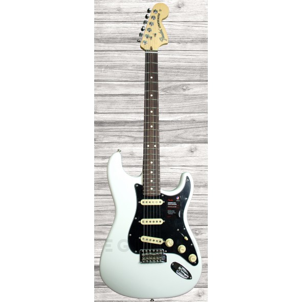 fender-american-perf-strat-rw-aw-_5f64bda758dd4.jpg