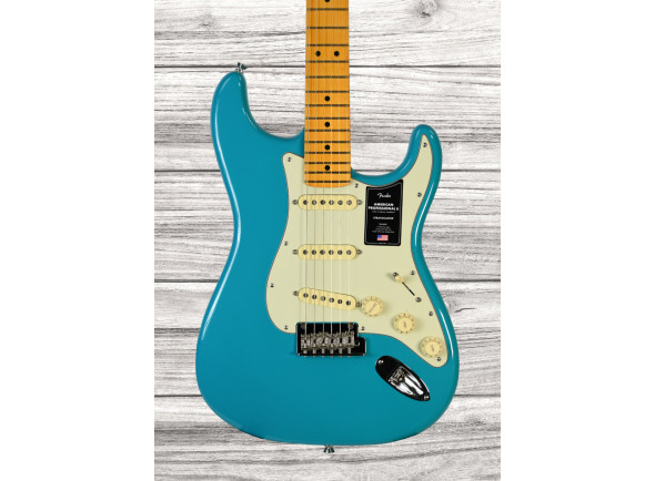 fender-american-pro-ii-strat-mn-mbl_6436d8044f90c.jpg