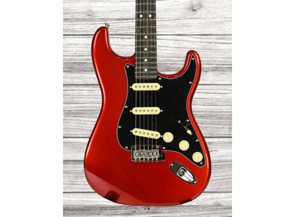 fender-american-professional-ii-candy-apple-red-exclusivo-egitana_660430138c469.jpg