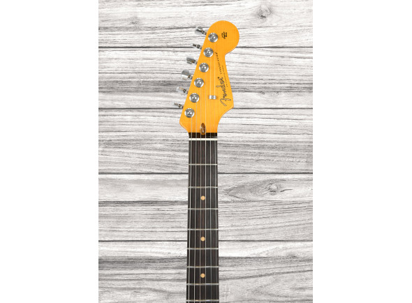 fender-american-ultra-luxe-vintage-60s-stratocaster-hss-fiesta-red_6a6c7754e4e13.jpg