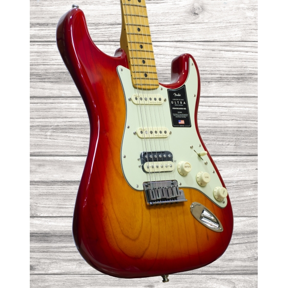 fender-american-ultra-strat-mn-hss-prb_5e6a144641ac2.jpg