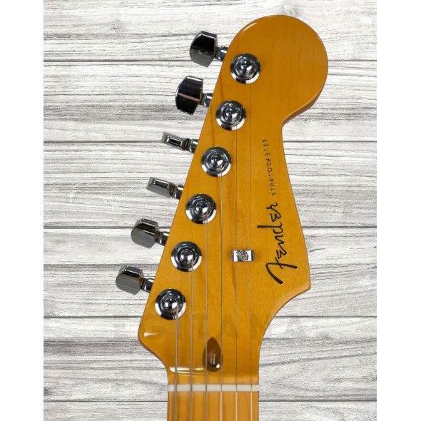 fender-american-ultra-stratocaster-mn-aged-natural_5f15ced561778.webp