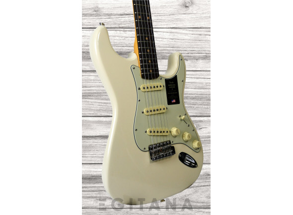 fender-american-vintage-ii-1961-rosewood-fingerboard-olympic-white_635662f345547.jpg