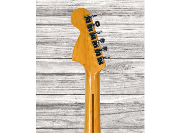 fender-american-vintage-ii-1975-deluxe-maple-fingerboard-3-color-sunburst_641c8ec1dcba3.jpg