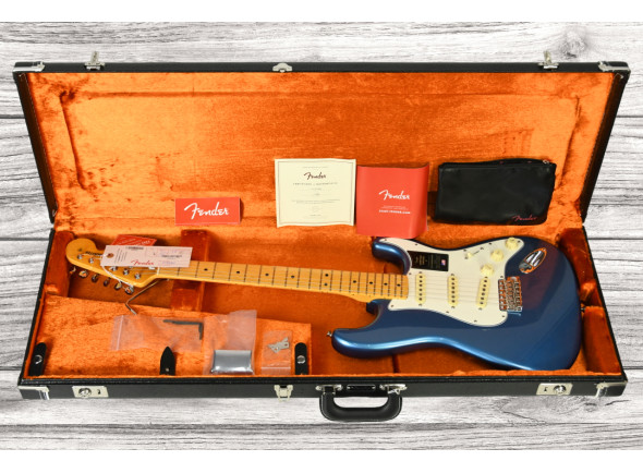 fender-av-ii-73-strat-mn-lpb_667e9448a78c2.jpg