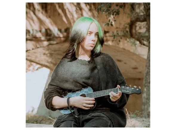 fender-billie-eilish-concert-ukulele_5f7f13ca57ae5.webp