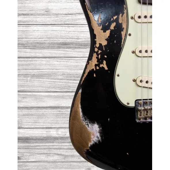 fender-custom-shop-1960-stratocaster-heavy-relic-rw-aged-black_5f3fdf7d5e62f.webp