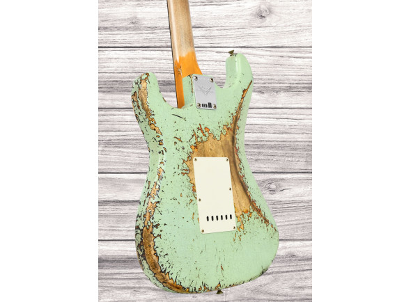 fender-custom-shop-1961-stratocaster-super-heavy-relic-rw-3a-aged-surf-green-3-color-sunburst_6a5f820a67140.jpg