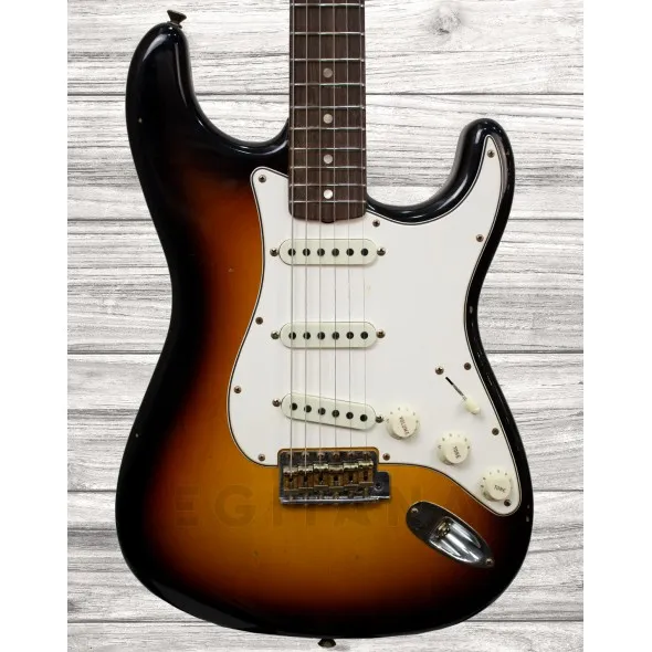 fender-custom-shop-1964-stratocaster-journeyman-relic-faded-3-colour-sunburst_5f1b0cece31e3.webp