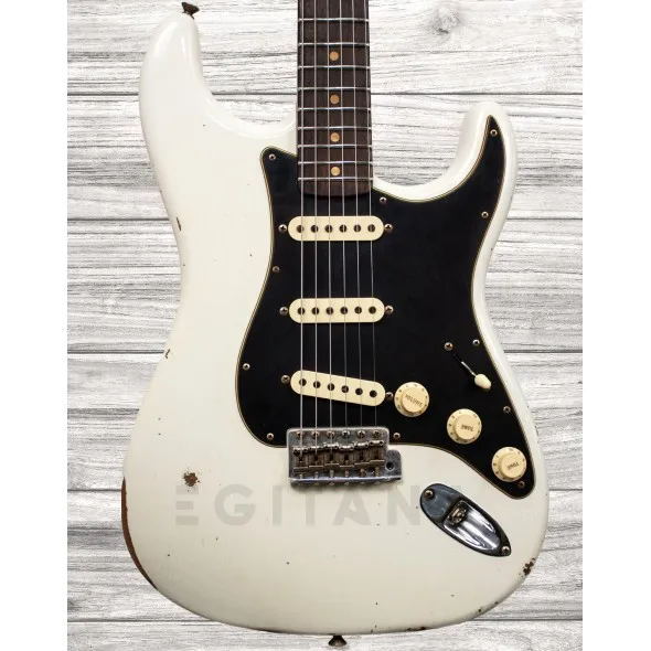 fender-custom-shop-2019-limited-edition-roasted-relic-aged-olympic-white_5f1b060837731.webp