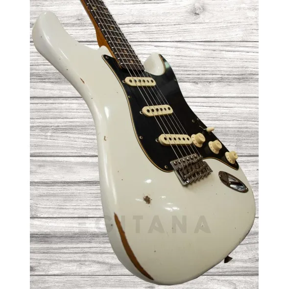 fender-custom-shop-2019-limited-edition-roasted-relic-aged-olympic-white_5f1b06092b3f2.webp