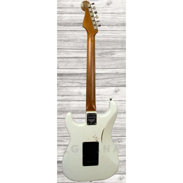 fender-custom-shop-2019-limited-edition-roasted-relic-aged-olympic-white_5f1b060a1bc99.webp