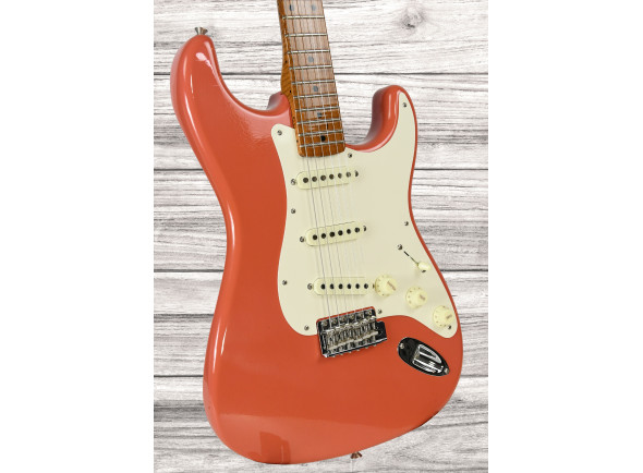 fender-custom-shop-50s-limited-edition-roasted-dlx-closet-classic-1-piece-4a-roasted-flame-maple-faded-aged-tahitian-coral_6937f717a3e86.jpg