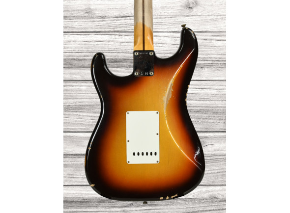 fender-custom-shop-58-strat-relic-faded-aged-3-color-sunburst_65e867b822b87.jpg