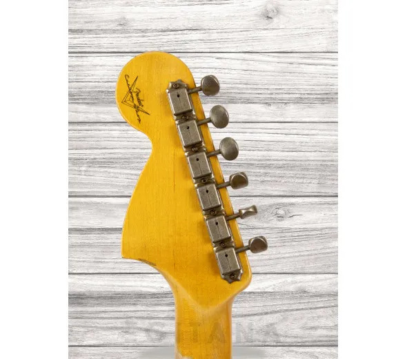 fender-custom-shop-67-stratocaster-heavy-relic-faded-aged-3-colour-sunburst_609d547679488.webp