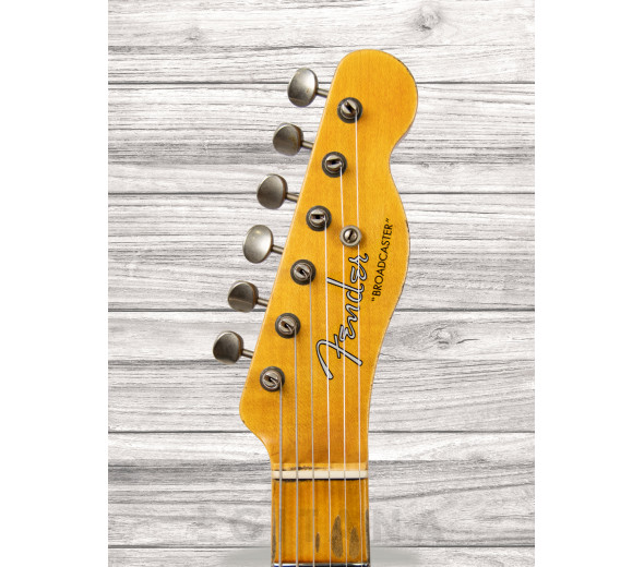 fender-custom-shop-70th-anniversary-relic-broadcaster-aged-blonde_606c8766c3a21.jpg