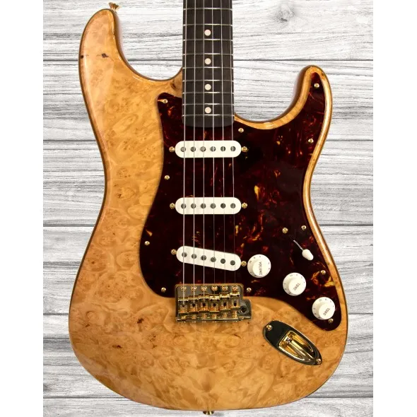 fender-custom-shop-artisan-maple-burl-stratocaster-aged-natural_5f60c6666599d.webp