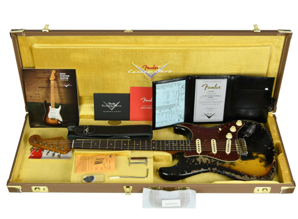 fender-custom-shop-limited-edition-60-stratocaster-super-heavy-relic-black-over-two-color-sunburst_66bf518aa8068.jpg