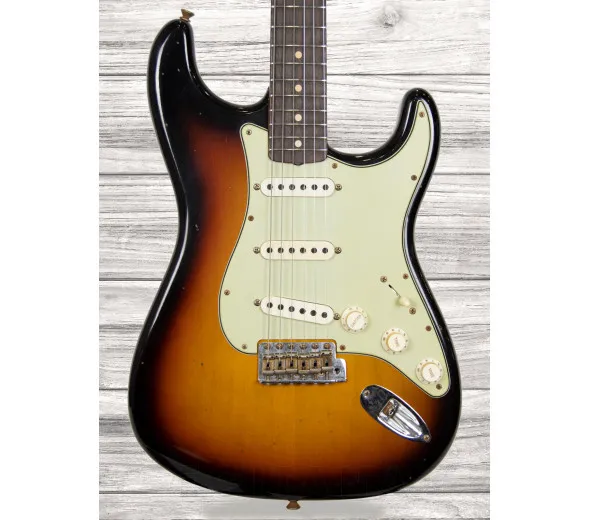 fender-custom-shop-limited-edition-62-63-journeyman-relic-rw-aged-3-color-sunburst_6047bb29a8638.webp