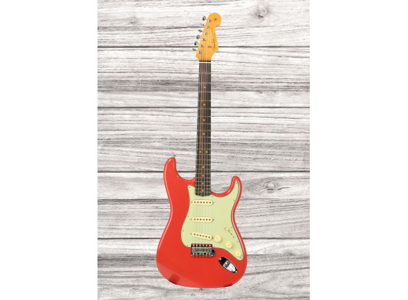 fender-custom-shop-limited-edition-63-stratocaster-journeyman-relic-aged-fiesta-red_694ab736d749a.jpg