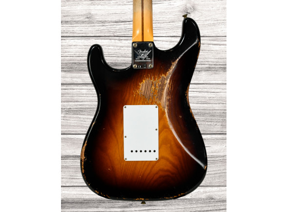 fender-custom-shop-limited-edition-70th-anniversary-1954-stratocaster-heavy-relic_68ee515b8a37a.jpg