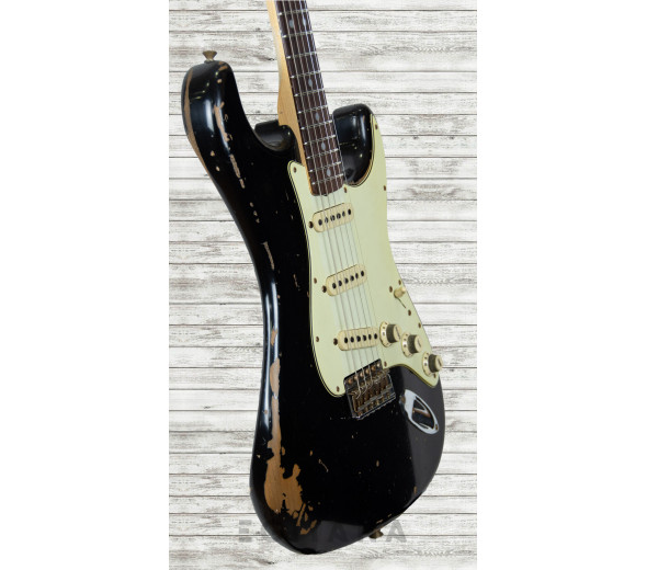 fender-custom-shop-michael-landau-signature-1968-relic-black_60fff939032da.jpg