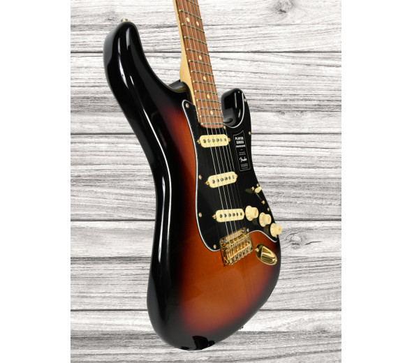 fender-fsr-player-gold-hardware-pau-ferro-fb-3-tone-sunburst_64149de46ca8e.jpg