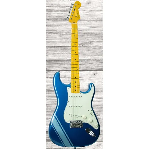 fender-fsr-traditional-50s-stratocasterr-with-stripe_5eff154f66f7b.webp