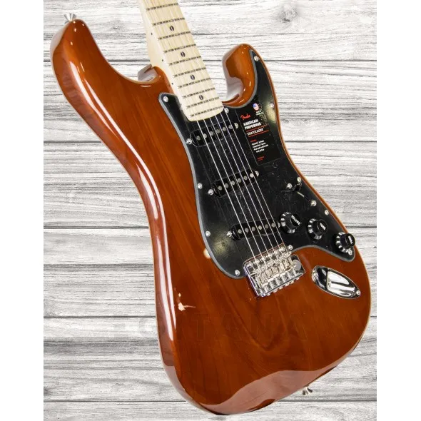 fender-limited-edition-american-performer-walnut-maple_5f8d5c66bc0a2.webp