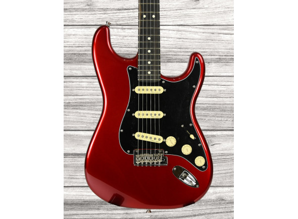 fender-limited-edition-american-professional-ii-ebony-fingerboard-black-headstock-candy-apple-red_65d887969f427.jpg