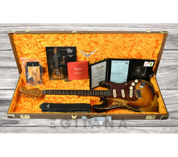 fender-limited-edition-roasted-61-super-heavy-relic-flat-lam-rosewood-fingerboard-aged-3-color-sunburst_63d7d459aa828.jpg