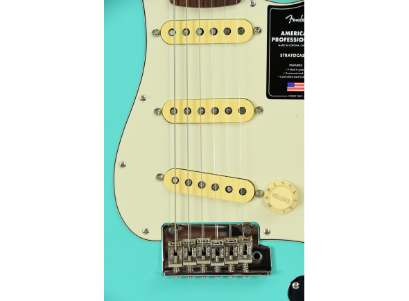 fender-ltd-am-pro-ii-strat-rw-sfg_667998ddc8d15.jpg