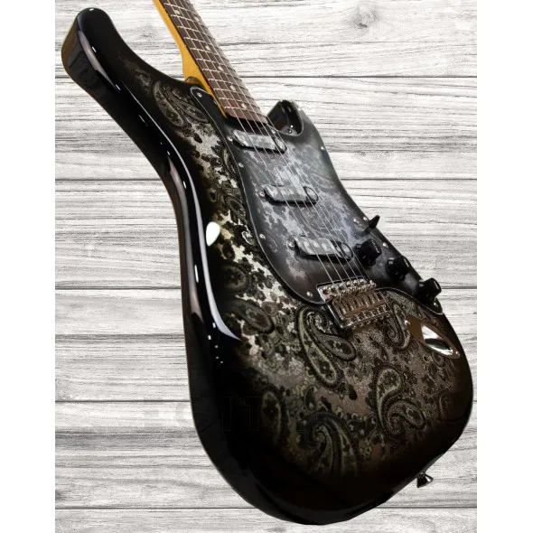 fender-ltd-japan-strat-black-paisley_5f3ab3b5d7b94.webp