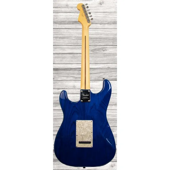 fender-mij-2019-ltd-stratocaster-hss-rw-sapphire-blue-trans_5f3a87c4a8208.webp