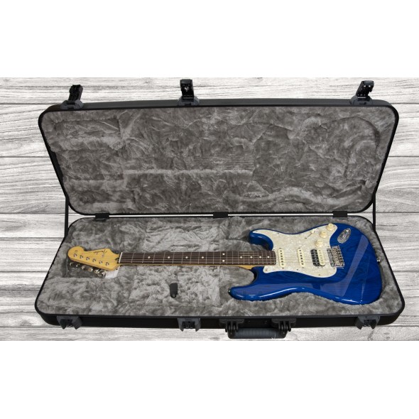 fender-mij-2019-ltd-stratocaster-hss-rw-sapphire-blue-trans_5f3a87ca777d5.jpg