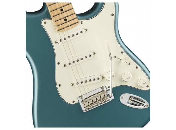 fender-player-stratocaster-mn-tidepool_5e1f1bf99e724.jpg